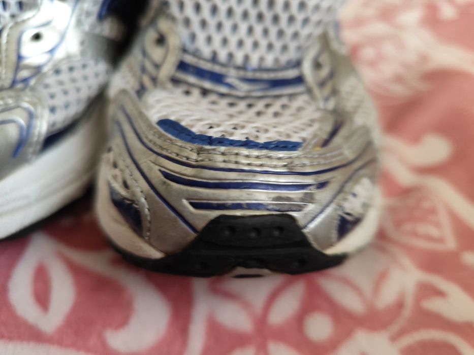 Кросівки Saucony Omni 8