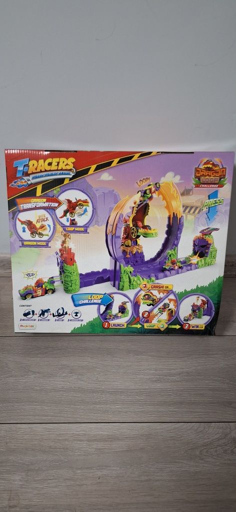 T-Racers Dragon Loop Zestaw z wyrzutnią Magic Box