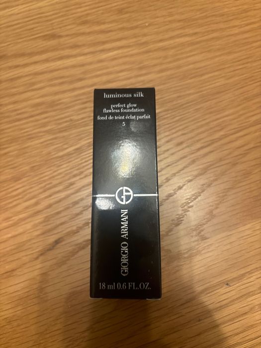 Podkład Armani luminous silk 5