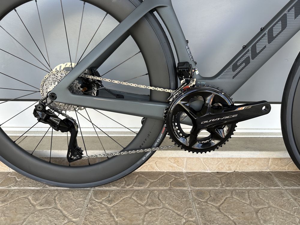 Bicicleta Scott Foil RC Pro - Topo de Gama