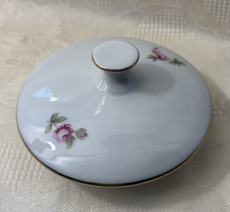 Кришки від предметів з сервізу «Мейсенська квітка» Thun