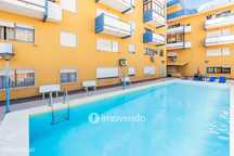 Apartamento T1, em condomínio com piscina, na Costa da Caparica