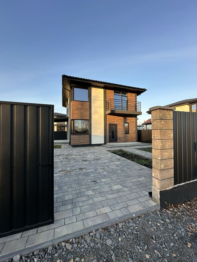 Продам окремий будинок 120 м.кв. + тераса, 119 000 $