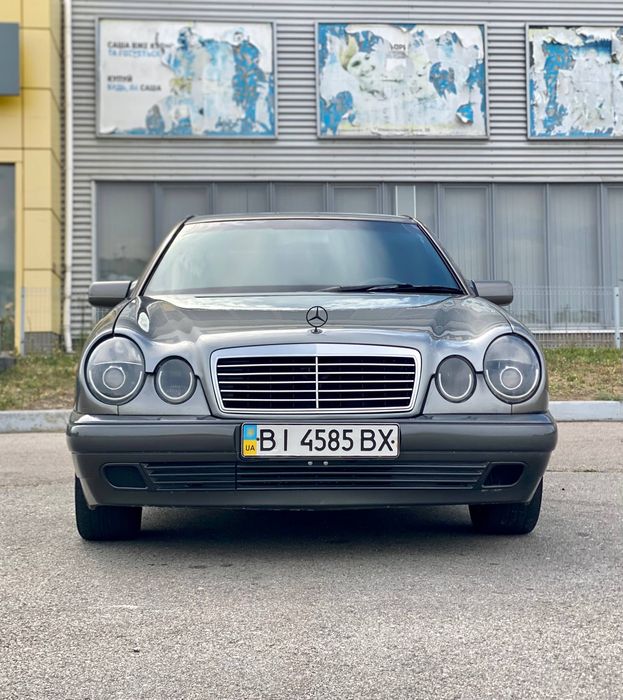 Mercedes Benz E class W210 газ / бензин
