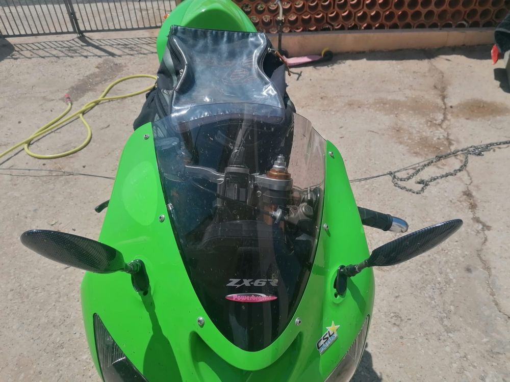 Kawasaki ninja 636 verde
