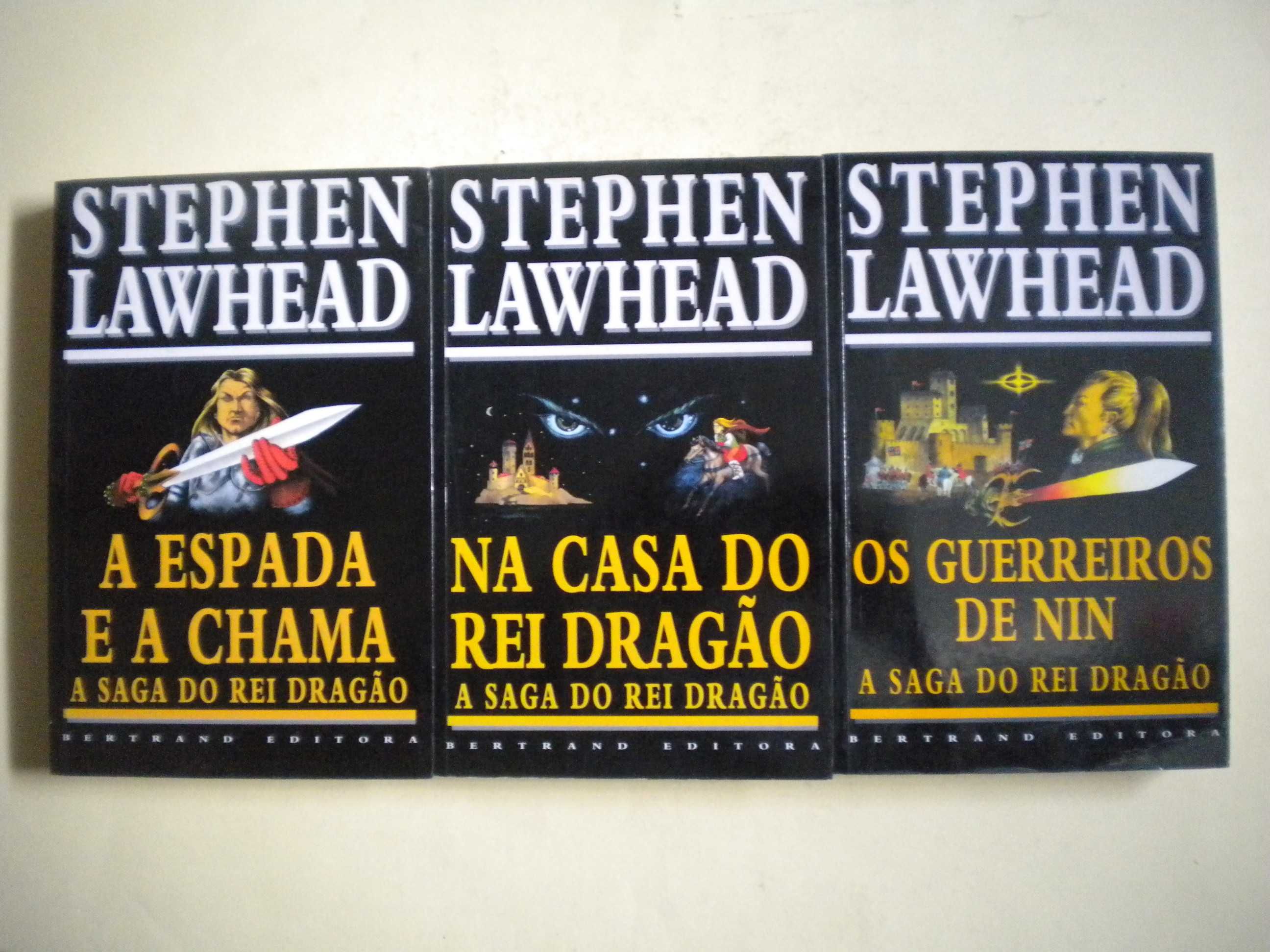 A Saga do Rei Dragão - Trilogia
de Stephen Lawhead