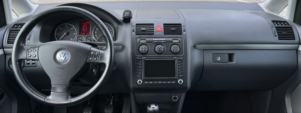 Продам WV Touran 2.0tdi