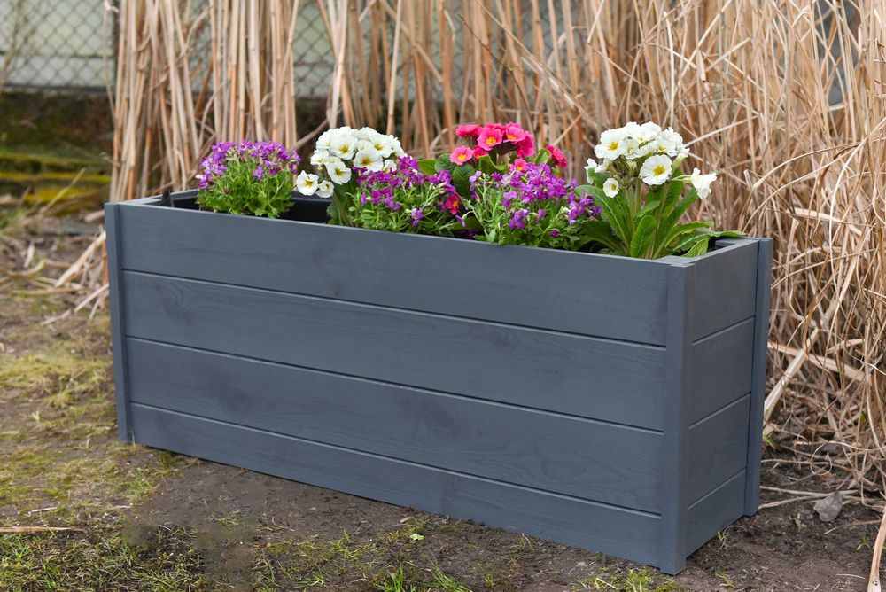 Solidna donica doniczka pod wymiar. Zabudowy tarasu ogrodu