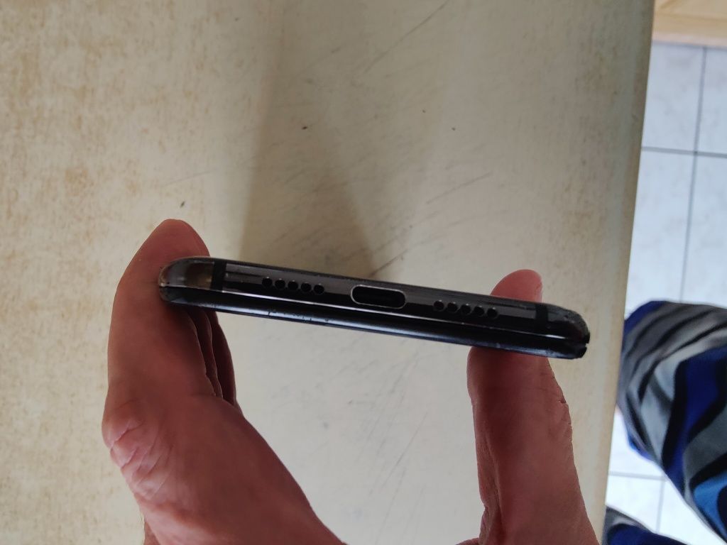 Sprzedam smartfon Xiaomi mi mix 3. Stan BDB