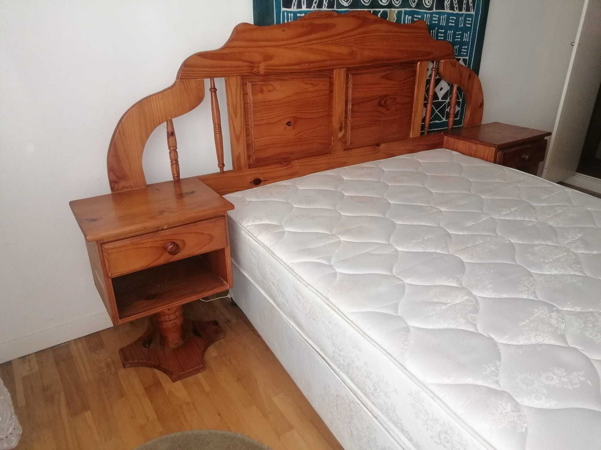 Cama com colchão