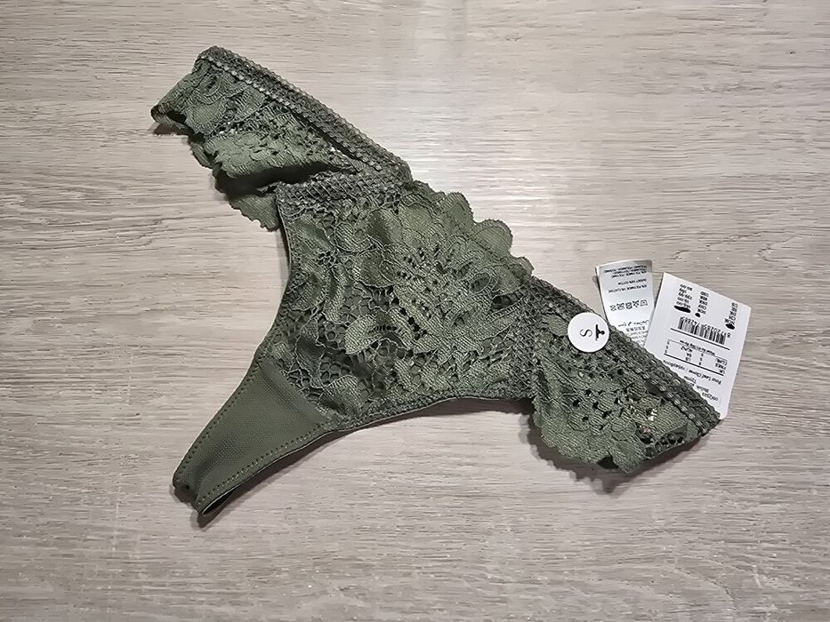 Гарні якісні жіночі труси Hunkemoller S M L розмір