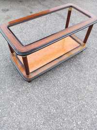 Mesa em madeira usada