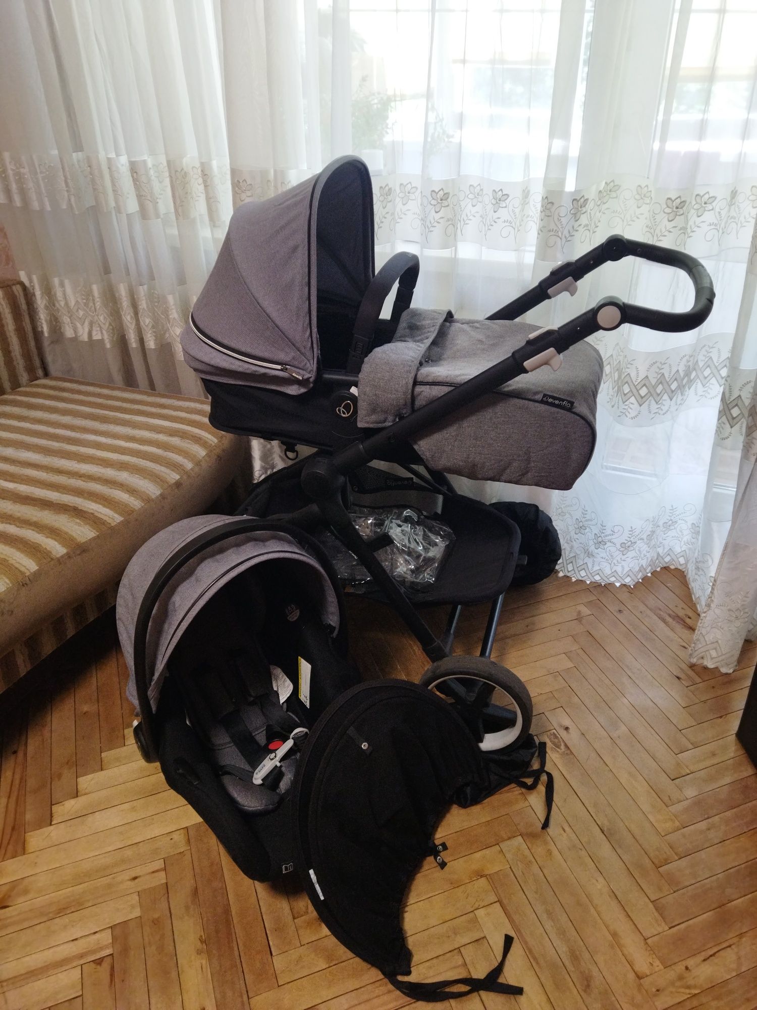 Коляска 3 в 1 трансформер можно для погодок
