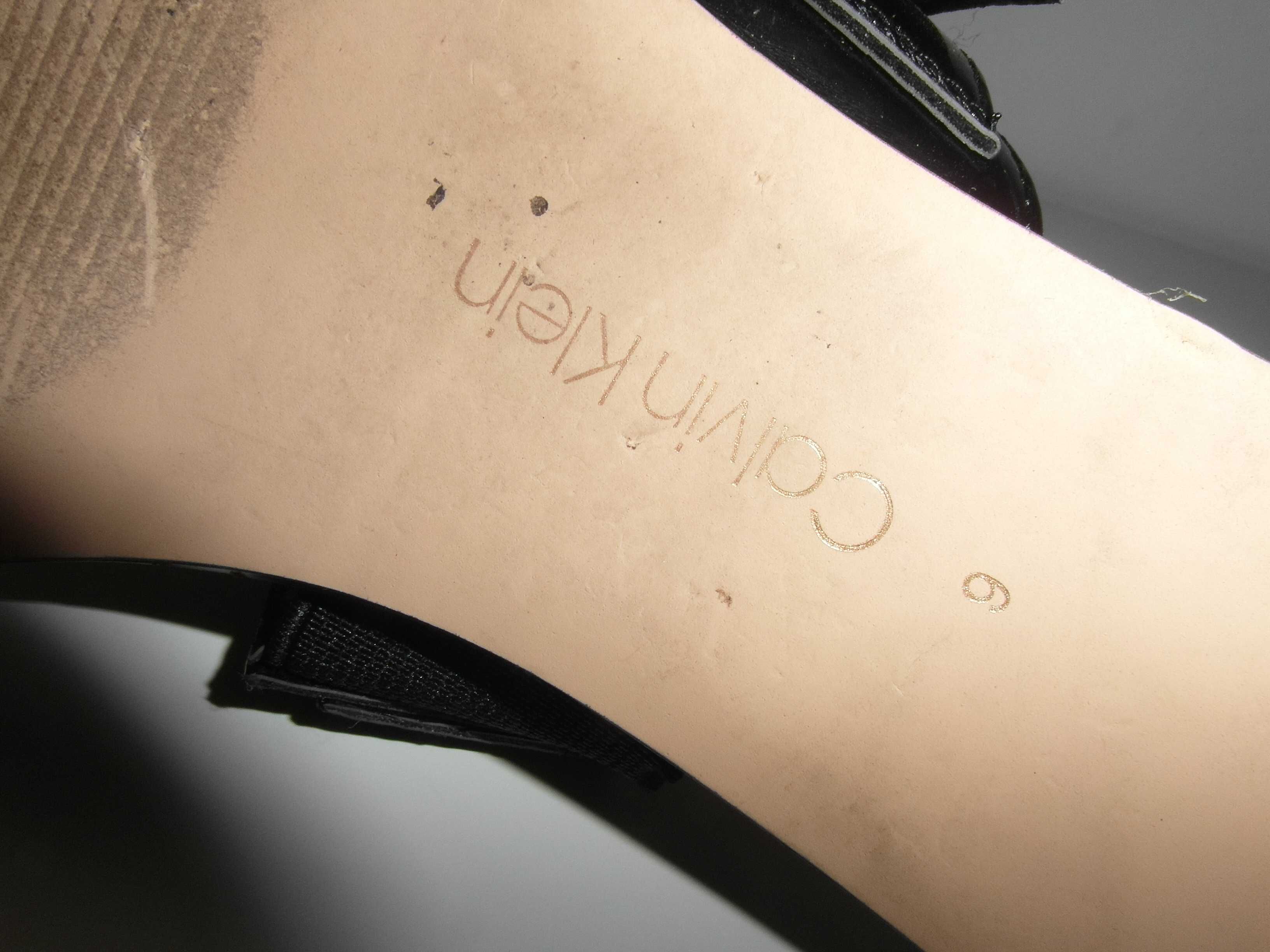 Calvin Klein Klapki Japonki Skóra 39