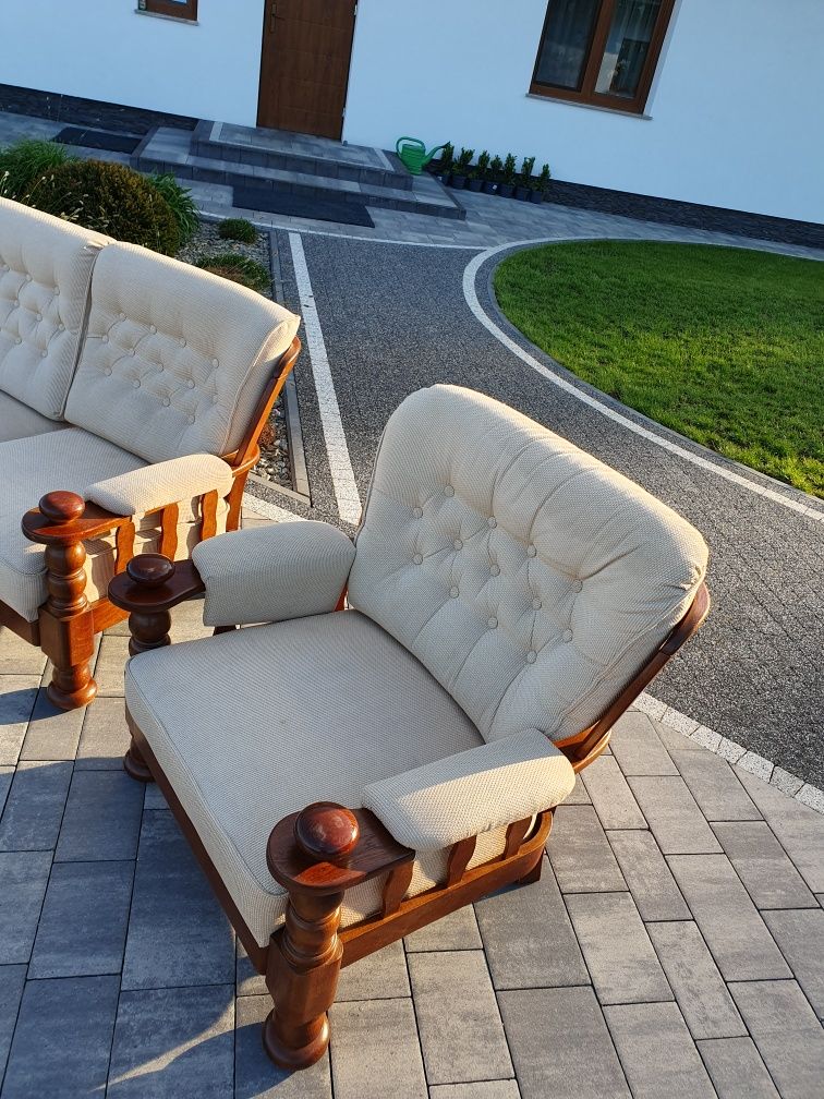 Sofa ( kanapa ) + dwa fotele. Dębowe dąb. Do salonu