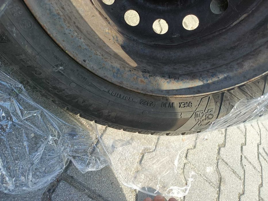 Sprzedam felgi z oponami r14[4×100]