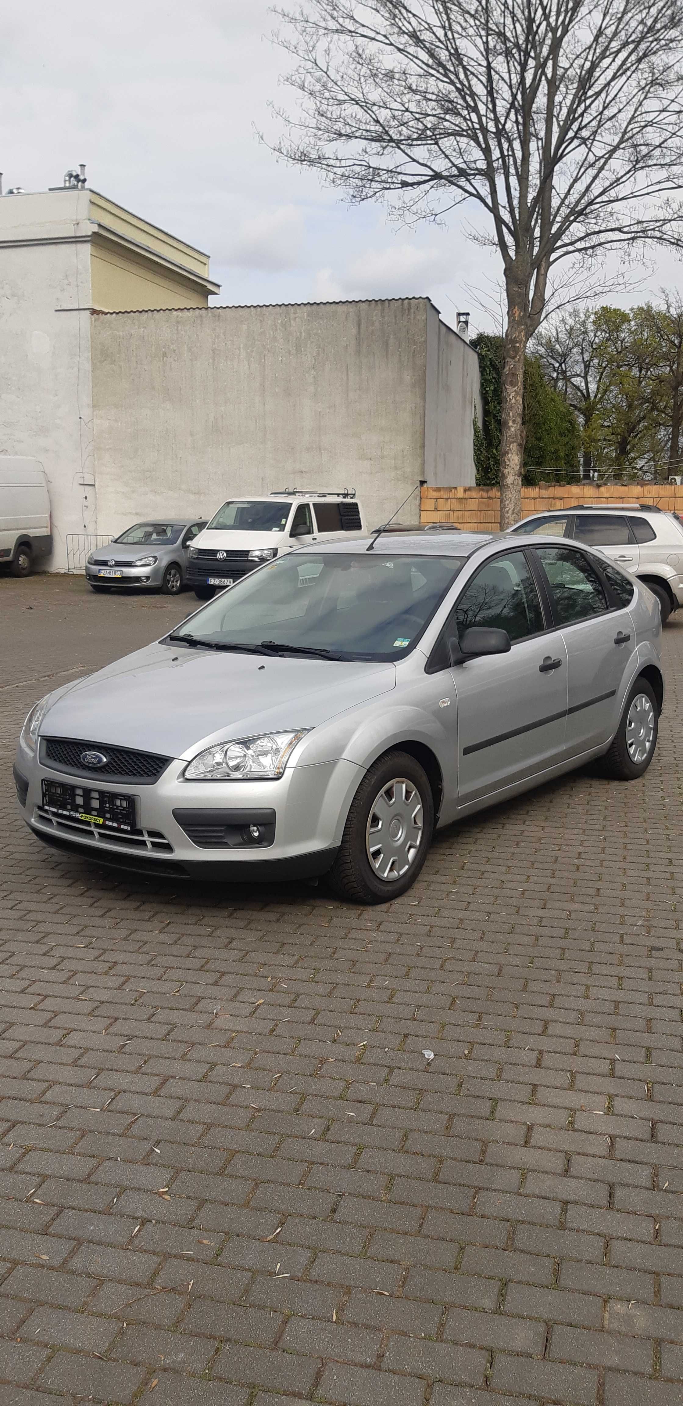 Ford Focus 1,6 benz. 2006r mały przebieg