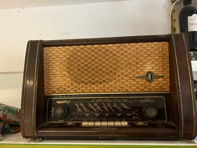Rádio Anos 50 "Tekate W576"