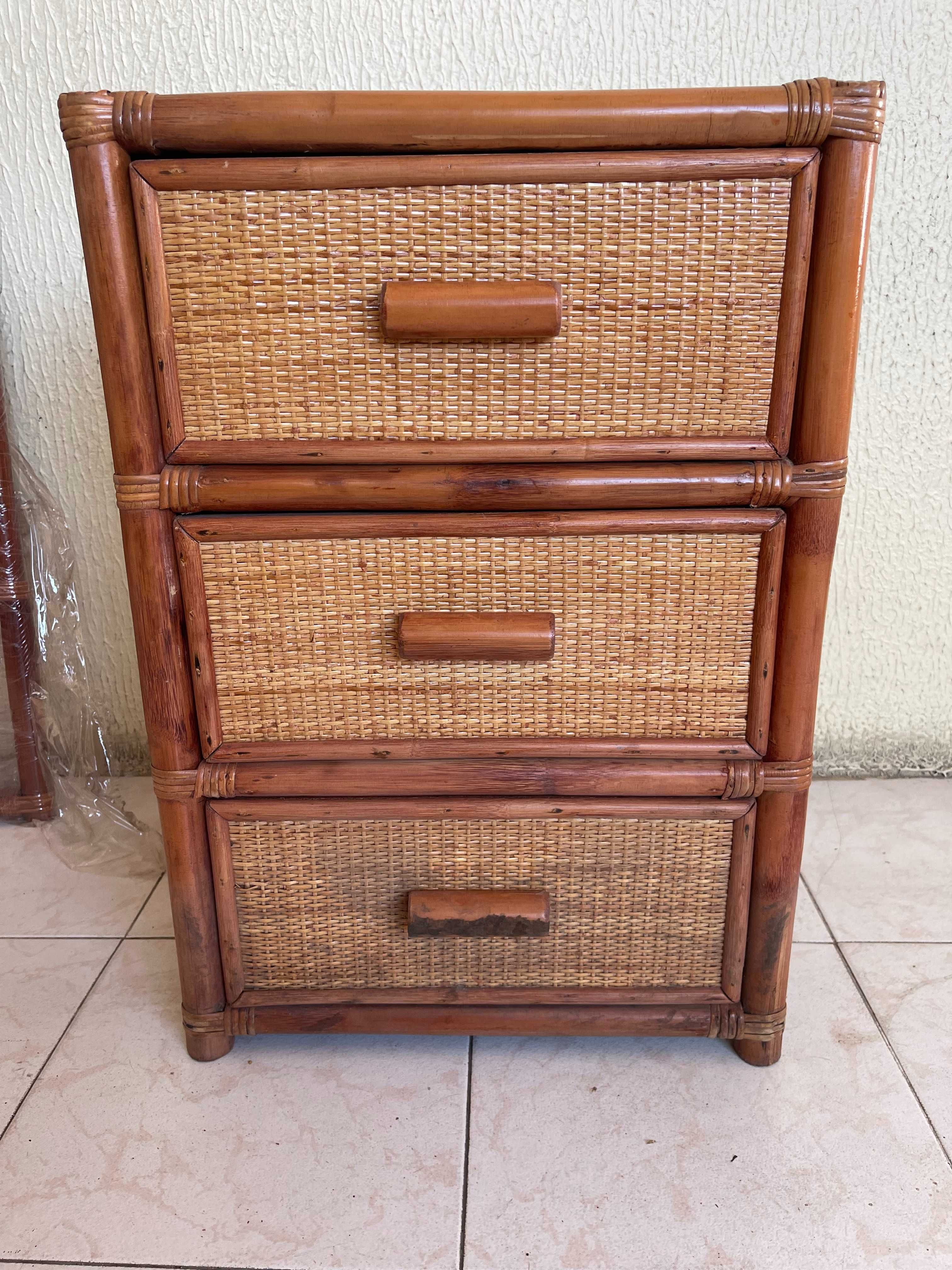Conjunto de Quarto em Bambu e Palhinha – Completo e Elegante