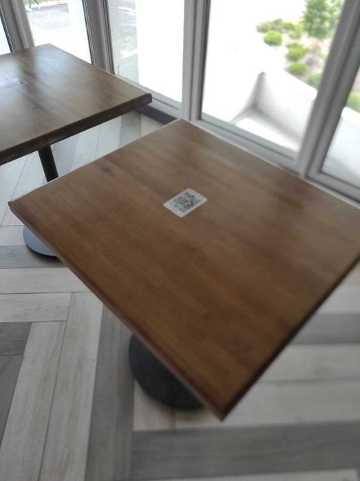 Столи для закладу з ясеню металева ніжка