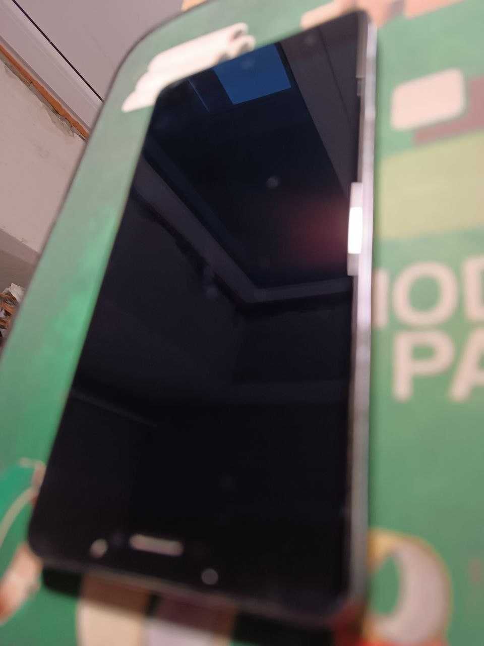 Телефон Xiaomi Redmi Note 4X 3/32 GB