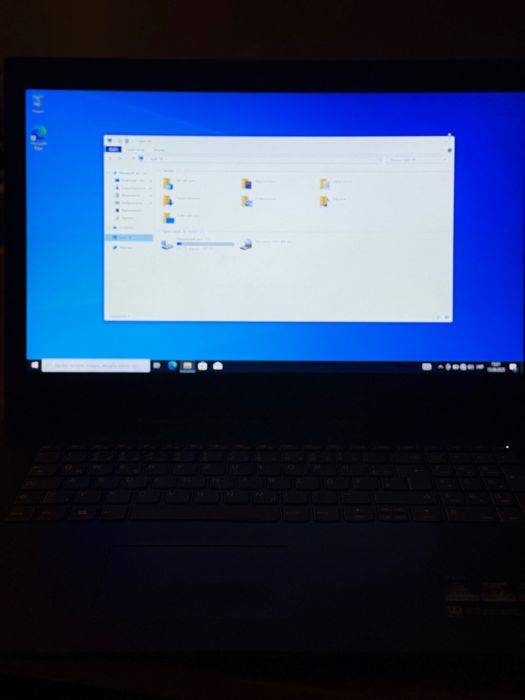 Ноутбук Lenovo i5-7200u 8гб 250Гб SSD