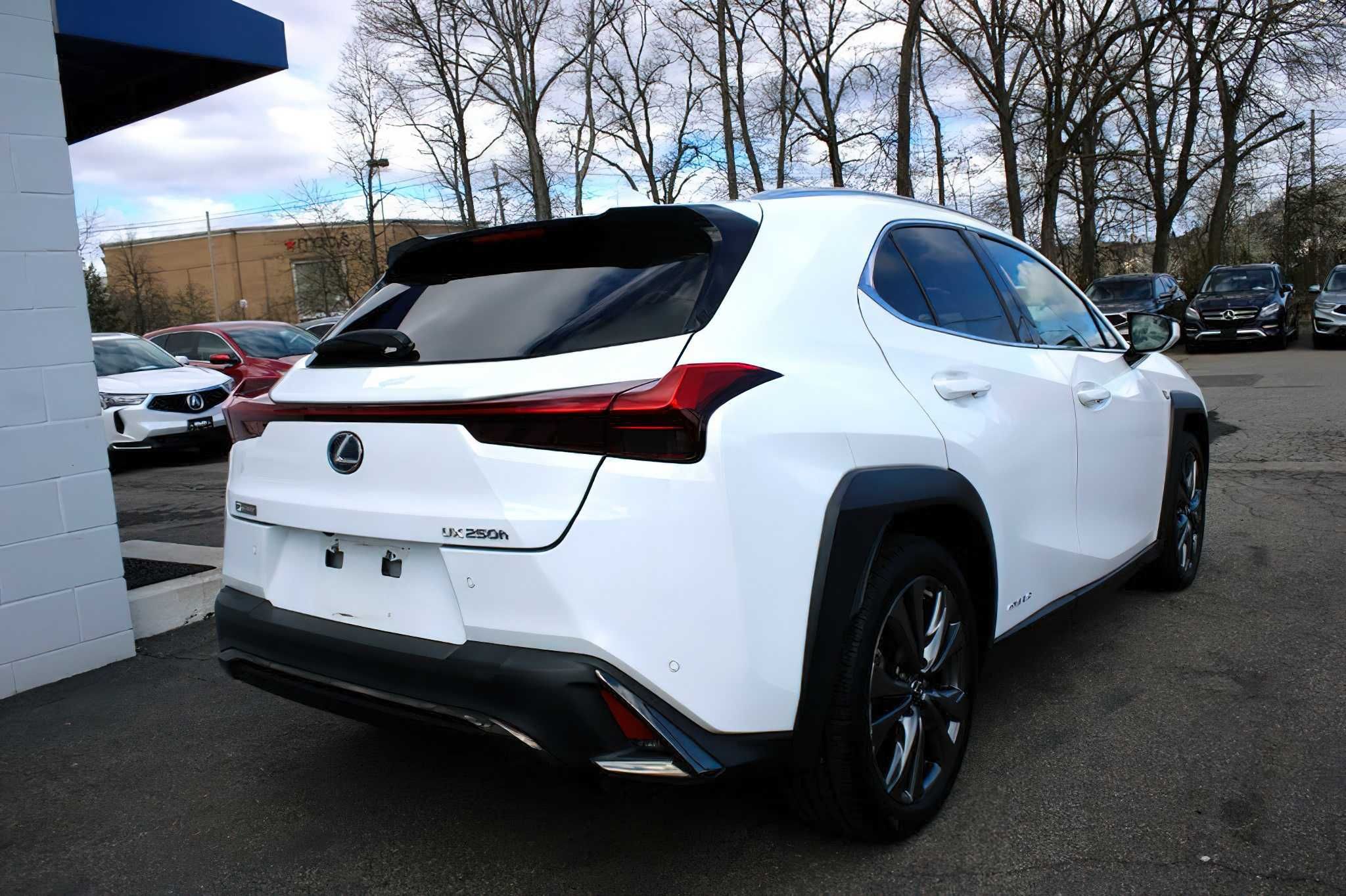 Lexus UX Hybrid 2020