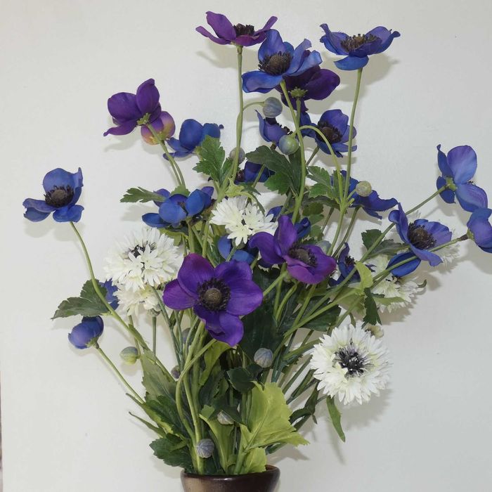 Realistyczne sztuczne kwiaty do wazonu na cmentarz