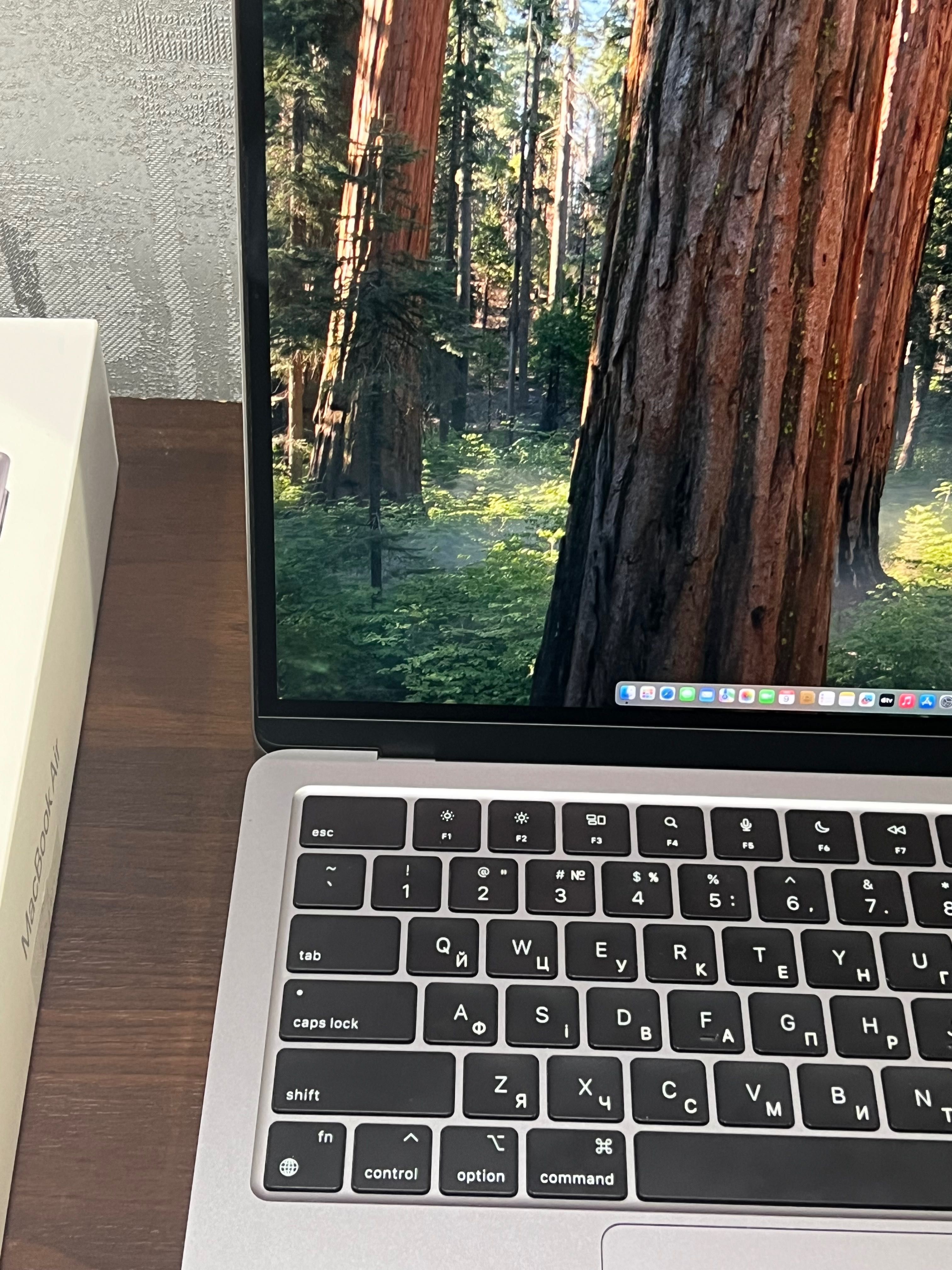 Macbook Air m2 8/256