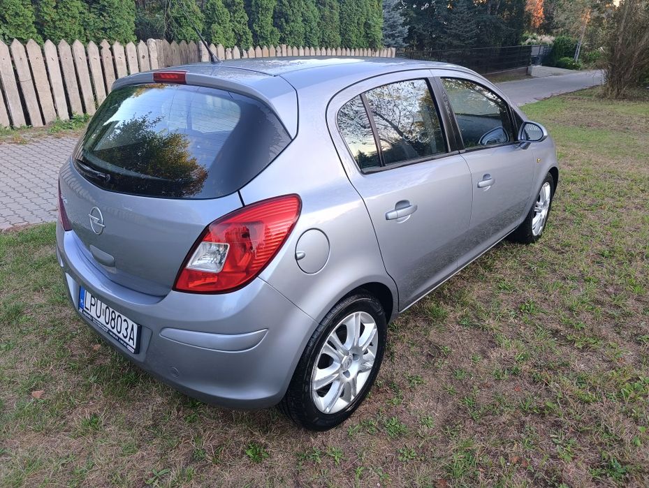 Opel Corsa D 1.2 benzyna