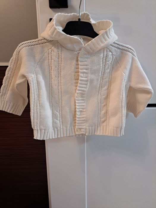 Sweterek sweter dla dziewczynki rozm 3-6 miesięcy