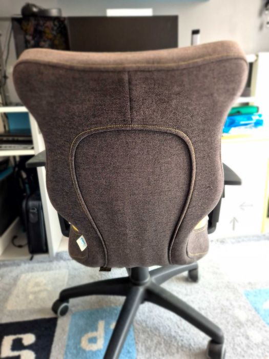 krzesło, fotel ibrotowy SOLAR YELLOW & BLACK, stan b.dobry, MEBLIK