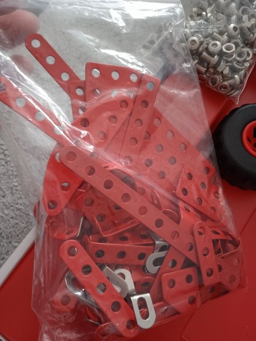 Mały konstruktor Ranger model do skręcania