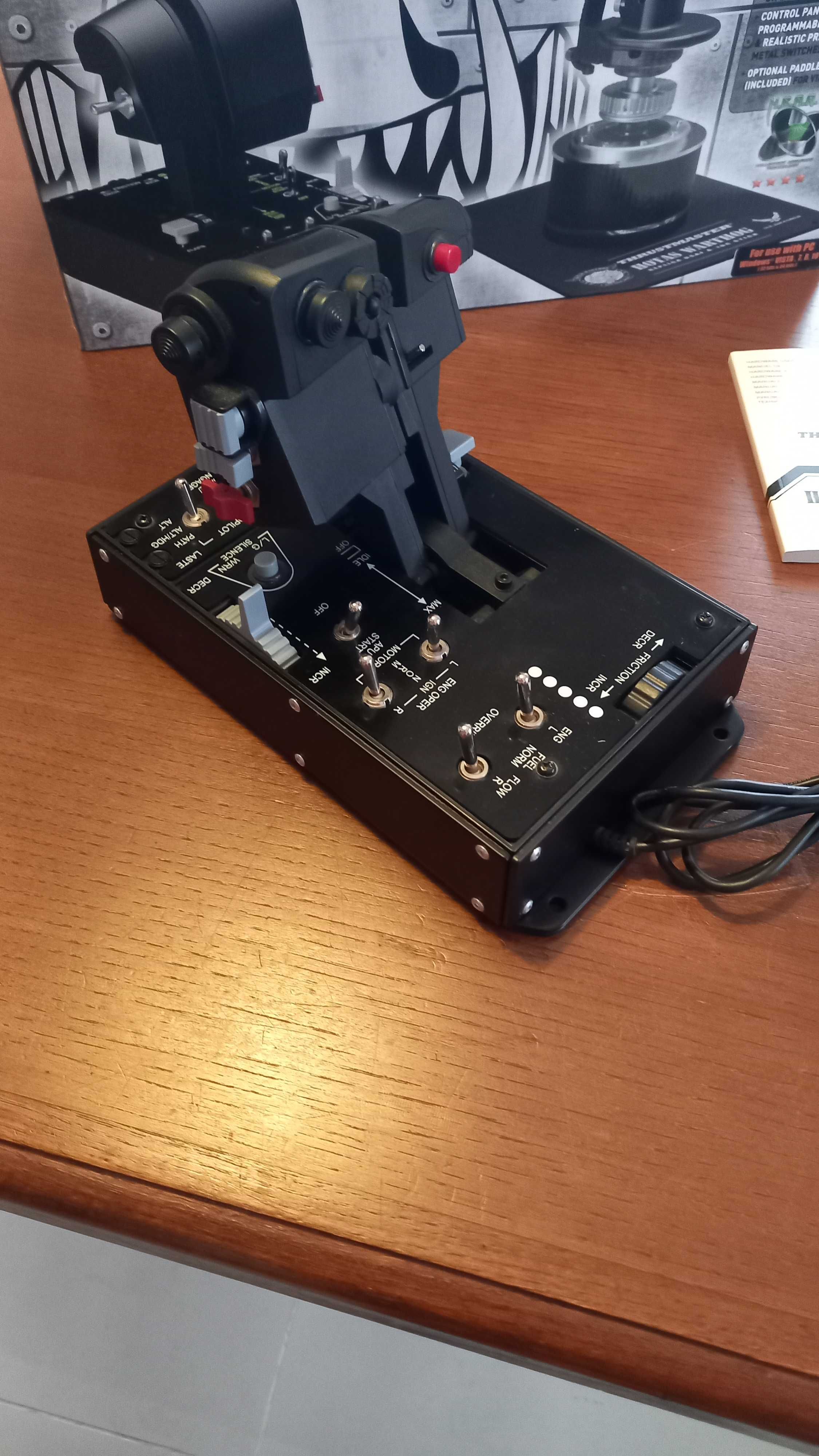 Joystick Thrustmaster HOTAS Warthog PC