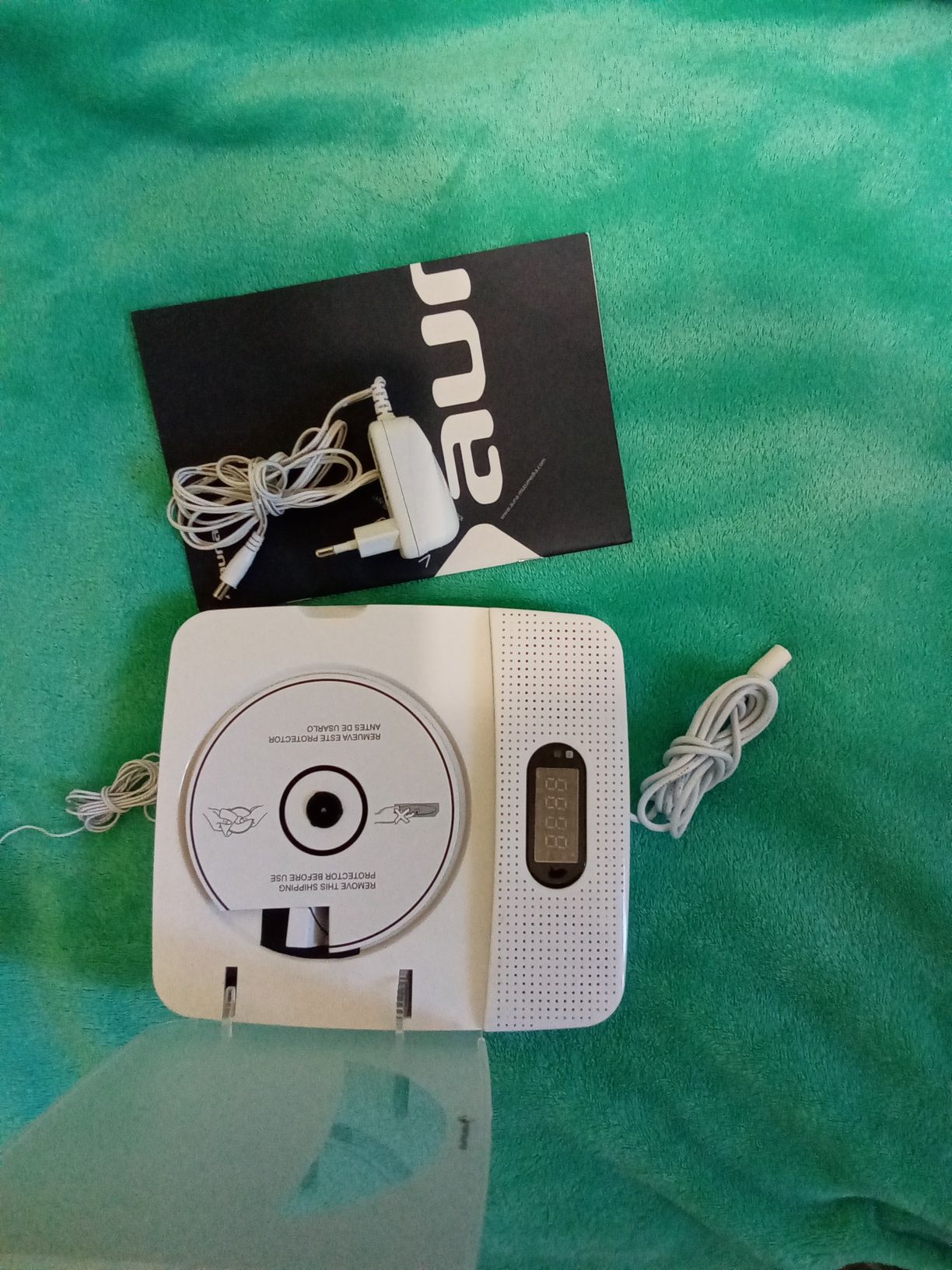 Проигрыватель CD, радиоприемник/USB/AUX с ночником, MP3,BLUETOOTH