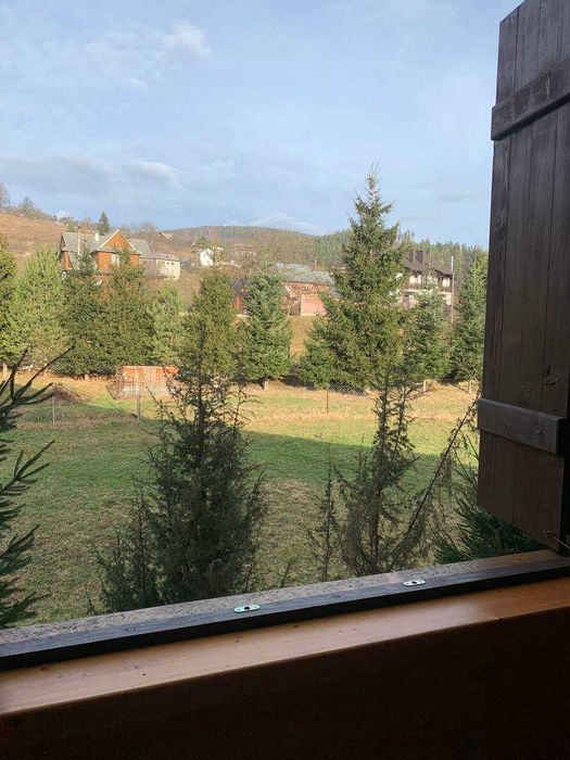 Двоповерховий будинок в Яремче 228 м²