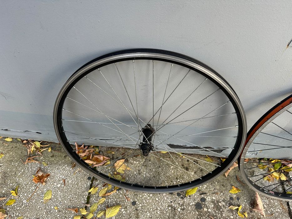 Koła 27,5 przód i tył stożkowe na wolnobieg