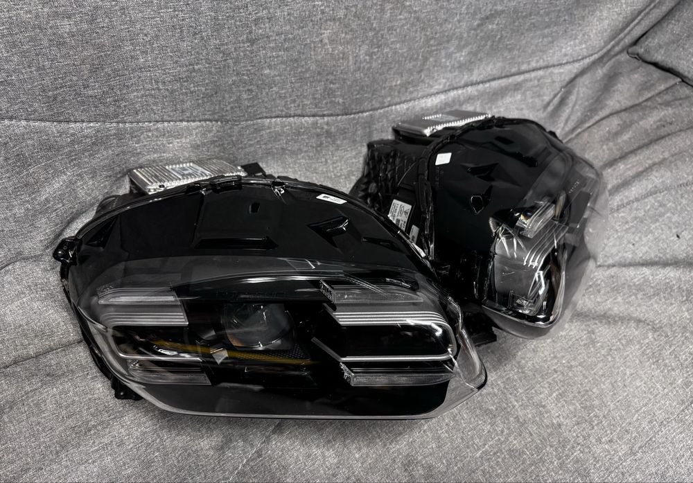 Фары Porshe Taycan Full Led Америка