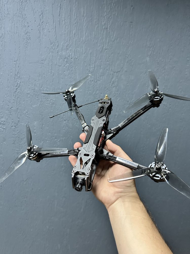 Продам FPV-дрон Rush FPV комплект + батарея!