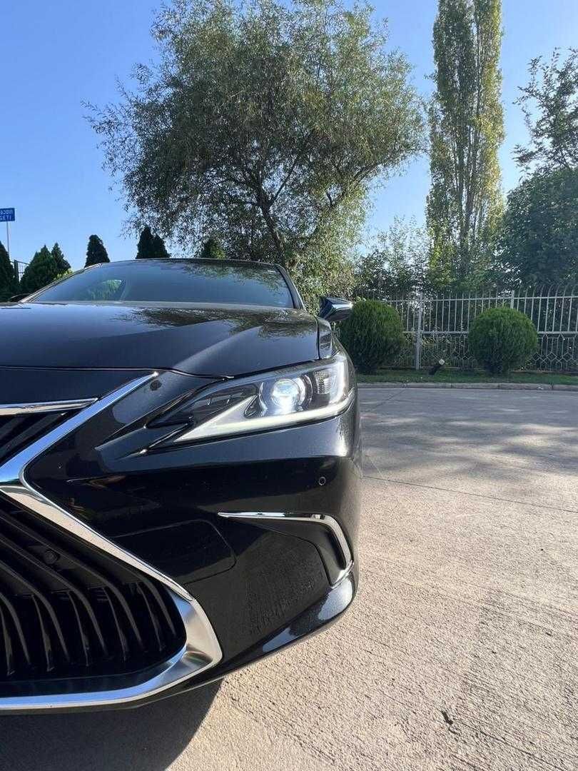 Lexus ES 250 2021 2.5 Лексус ес з США