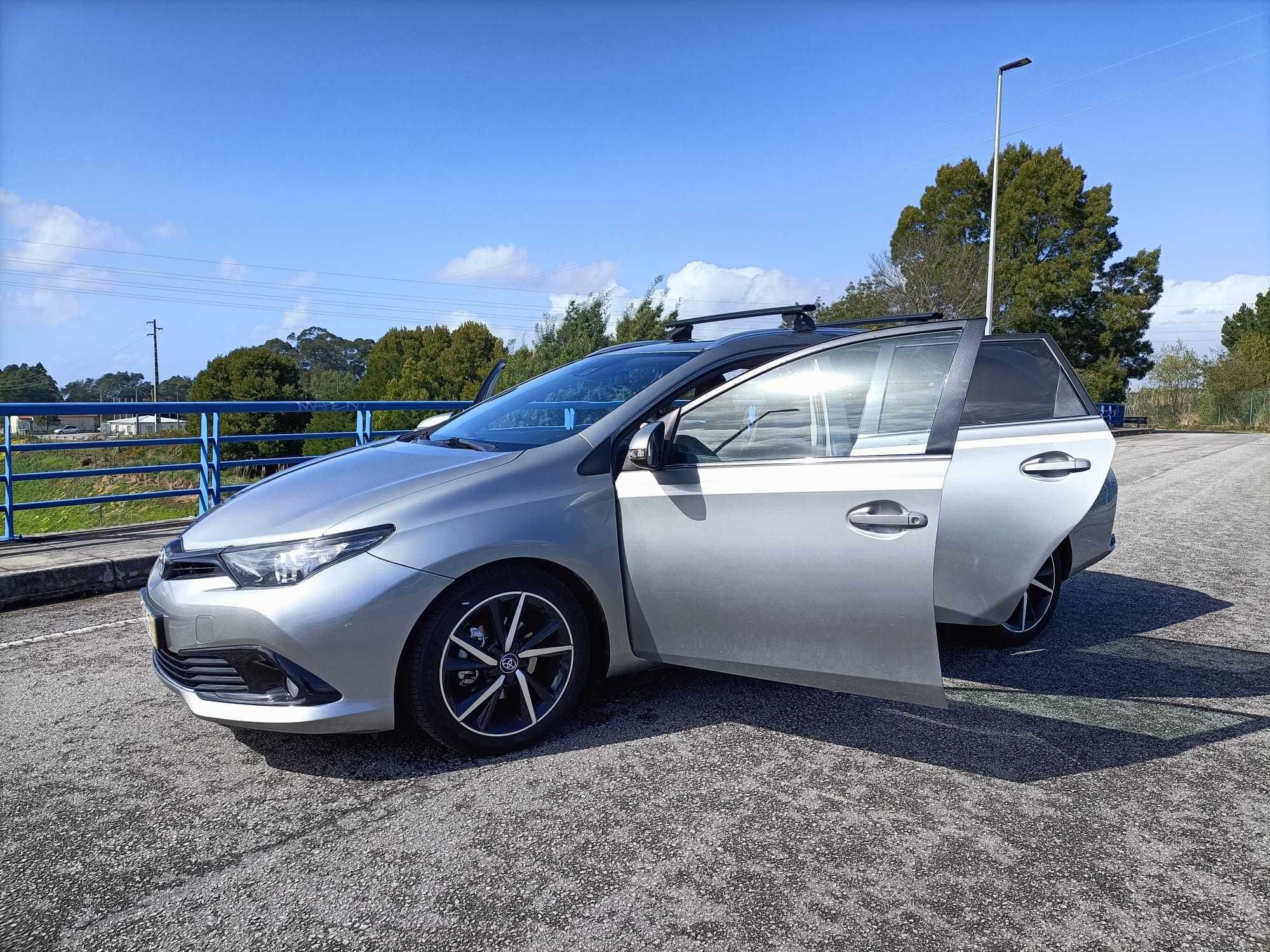 Toyota Auris Touring Sports 1.4 D-4D C.+ P.Techo+ P.Sport