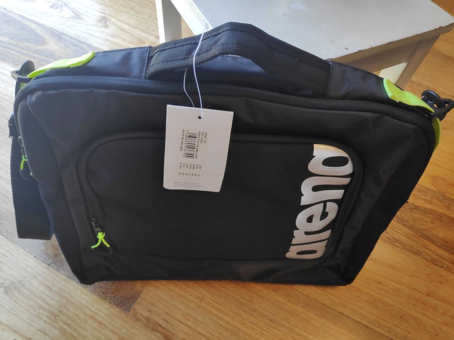 Bolsa tiracolo, mala da Arena