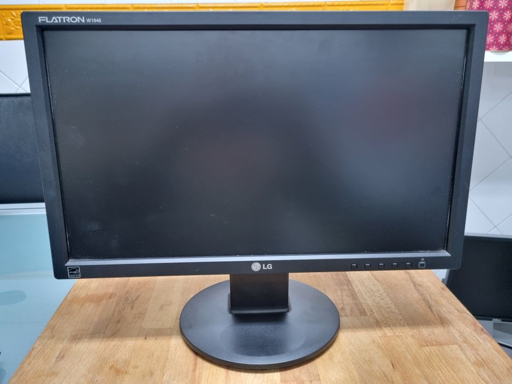 Lote de Monitores Asus/Samsung/Dell/ Lenovo/LG