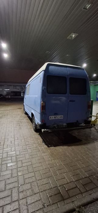 Mercedes т1 208D в отличном состоянии .машинка ухоженная.