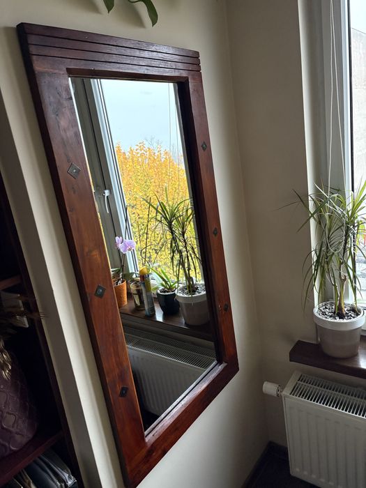 Lustro w litym drewnie brąz