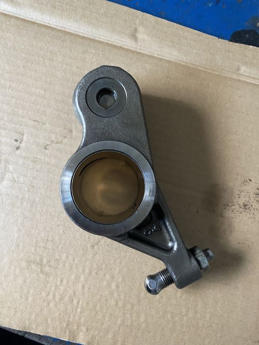 Рокер клапанов випус впускной Рено Магнум D13 Магнум DXI, Вольво DXI13