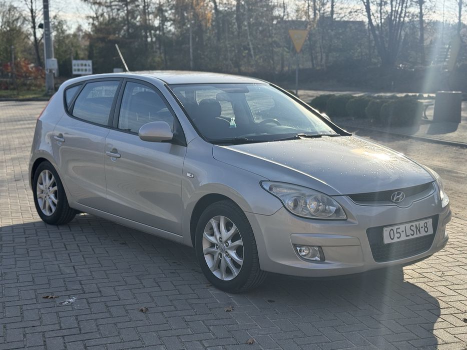 Hyundai i30 2.0 benzyna
