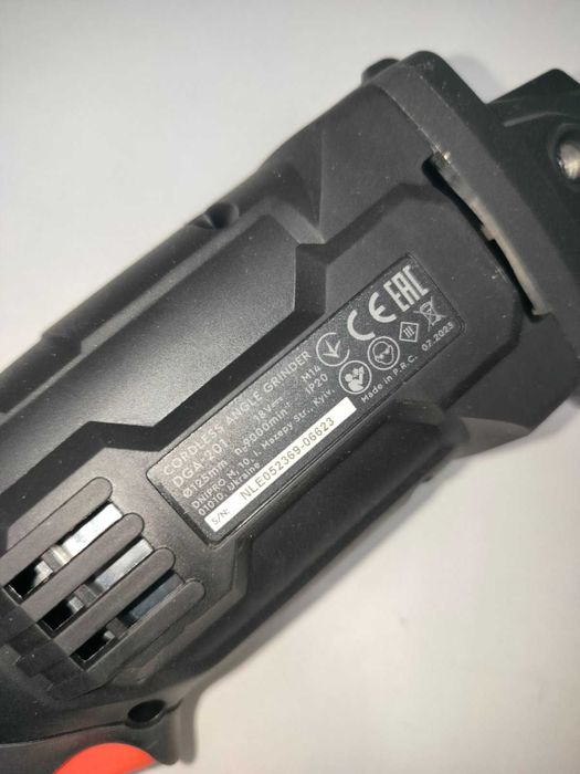 Болгарка акумуляторна Dnipro M DGA -201. (Тушка)