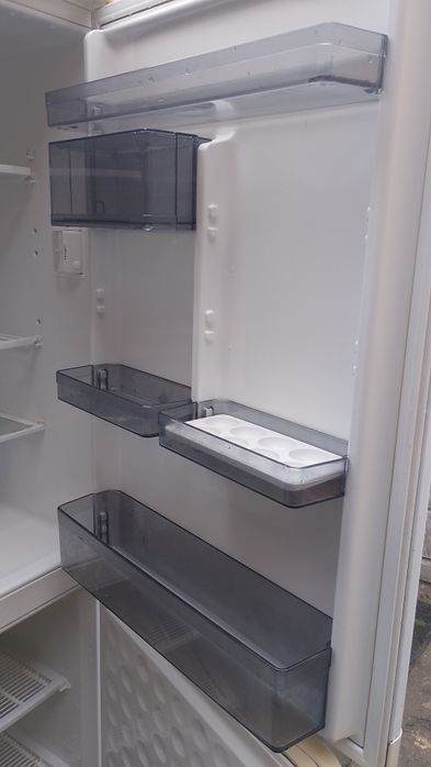 Продам холодильник.