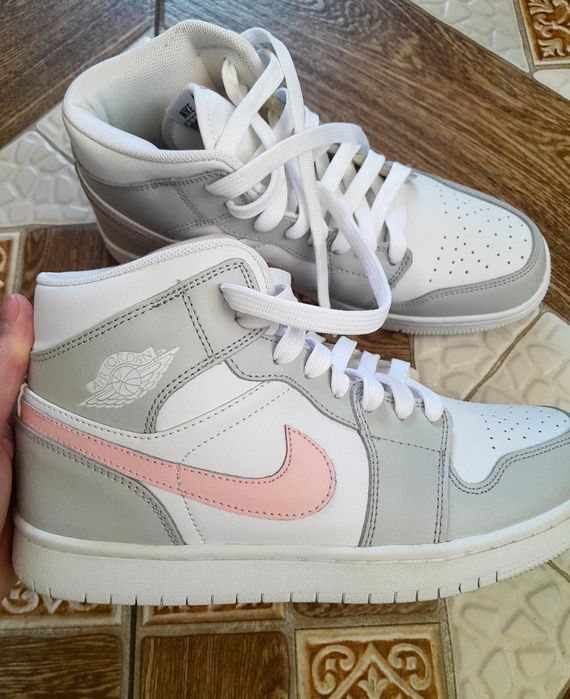 Jordan 1 Retro Custom Light Grey/Smoke White, б/у
